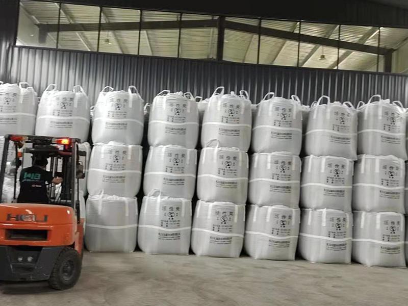 活性炭仓库一角